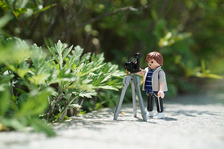 Toy photographer